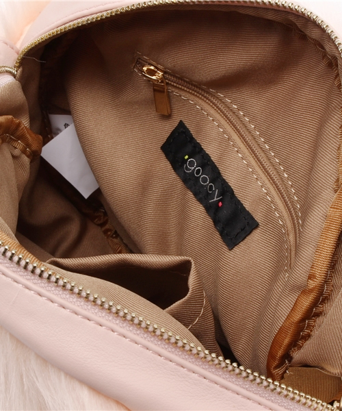 goocy（グーシー）の「フェイクファーまるポシェット（ショルダーバッグ・レディース・ピンク/アイボリー/ブラック・FREE）」の5枚目の写真