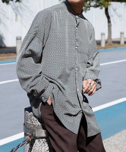 Adoon plain（アドーンプレーン）の「【Adoon plain】バンドカラーオーバー柄シャツ（シャツ/ブラウス・メンズ・オフホワイト/ブラック/グリーン/ブルー・MEDIUM/LARGE）」の4枚目の写真