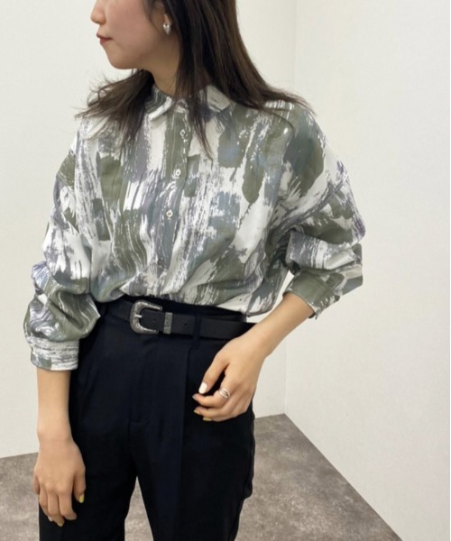 apres jour mignon(アプレジュールミニョン)の「アソート柄シャツ【ZOZOTOWN限定アイテム】(シャツ/ブラウス・レディース・ベージュ/ブラック系その他/アイボリー/ライトベージュ・X-LARGE/フリー)」の2枚目の写真
