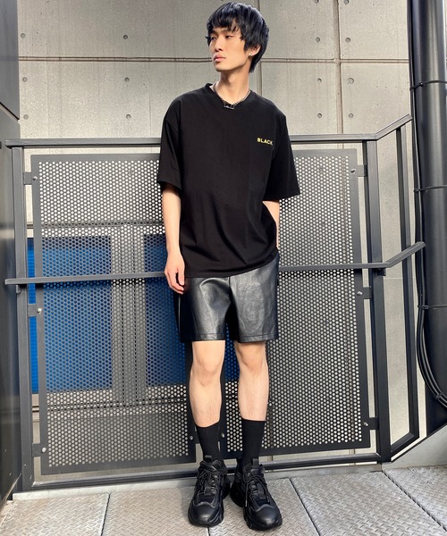 Figments(フィグメンツ)の「合皮ショートパンツ(その他パンツ・レディース・ホワイト/ブラック・SMALL/MEDIUM)」の14枚目の写真