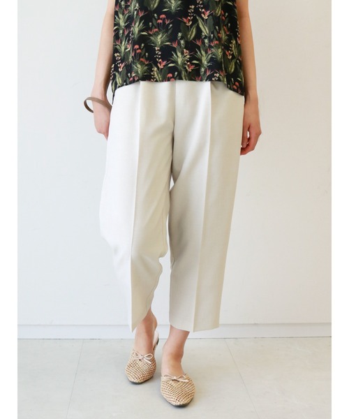 Te chichi TERRASSE(テチチテラス)の「麻調テーパードパンツ(その他パンツ・レディース・オフホワイト/グレー/ブラック・フリ-)」の1枚目の写真