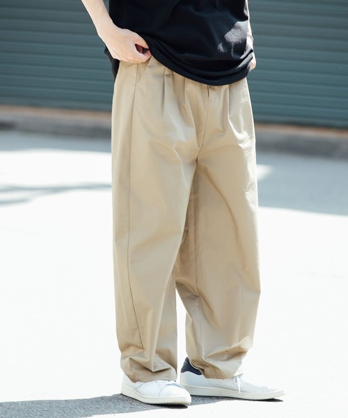 ITEMS URBANRESEARCH（アイテムズ アーバンリサーチ）の「2タック ワイドパンツ（その他パンツ・メンズ・ブラック/ダークグレー/グレー/ベージュ・MEDIUM/SMALL/LARGE）」の13枚目の写真