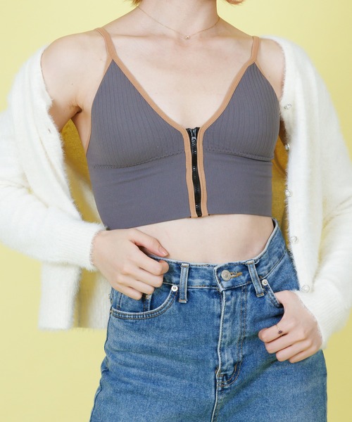 Anuenue（アヌエヌエ）の「インナーレス パッド入りジップアップキャミソール（キャミソール・レディース・B/F/A/C/D/E・FREE）」の5枚目の写真