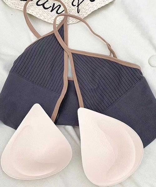 Anuenue（アヌエヌエ）の「インナーレス パッド入りジップアップキャミソール（キャミソール・レディース・B/F/A/C/D/E・FREE）」の11枚目の写真