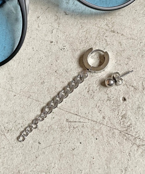 SPINNS（スピンズ）の「モチーフチェーンデザインフープピアス（ピアス（両耳用）・メンズ・A/B/D/C・ONESIZE）」の3枚目の写真