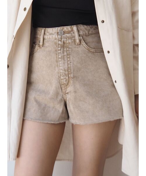 EVRIS（エヴリス）の「BASICデニムショートパンツ（デニムパンツ・レディース・カーキ/ベージュ/ブラウン・SMALL/MEDIUM）」の2枚目の写真