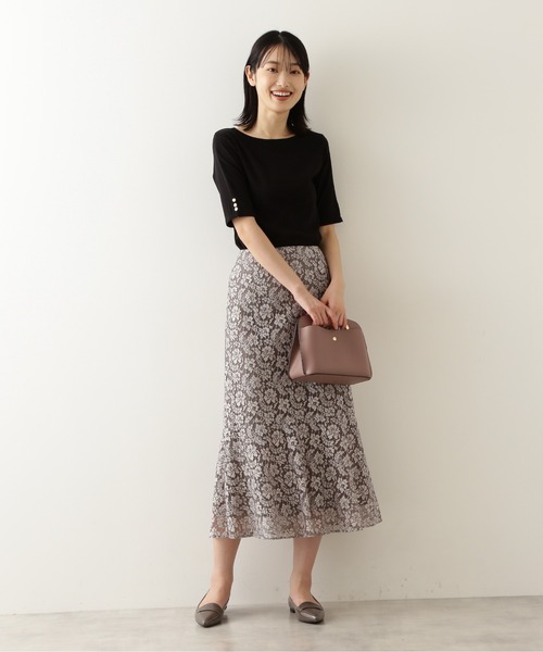 NATURAL BEAUTY BASIC（ナチュラルビューティーベーシック）の「三角テレコカットソー五分袖/0171260810（Tシャツ/カットソー・レディース・ブラック/ベージュ/ブルー・MEDIUM）」の4枚目の写真