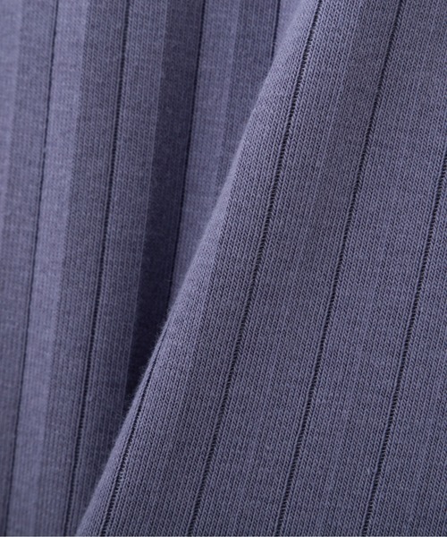 NATURAL BEAUTY BASIC（ナチュラルビューティーベーシック）の「三角テレコカットソー五分袖/0171260810（Tシャツ/カットソー・レディース・ブラック/ベージュ/ブルー・MEDIUM）」の17枚目の写真