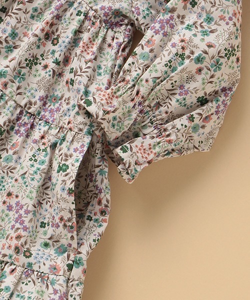 kladskap（クレードスコープ）の「ネコ衿ティアード8分袖ワンピース（ワンピース・キッズ・マルチ/レッド・100cm/80ｃｍ/110cm/120cm/90cm）」の7枚目の写真