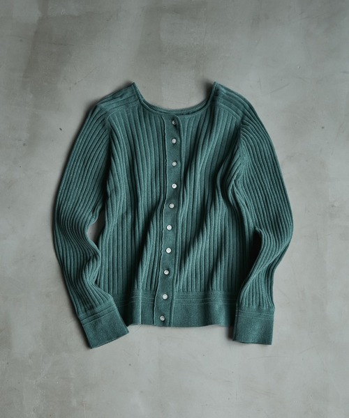 SALON adam et rope'(サロン アダム エ ロペ)の「【極上の肌ざわり】2WAYリブプルオーバー -CreamyCotton /クリーミーコットン-(カーディガン/ボレロ・レディース・ベージュ/オフホワイト/グリーン・FREE)」の3枚目の写真