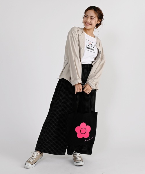 MARY QUANT（マリークワント）の「デイジープリントキャンバス