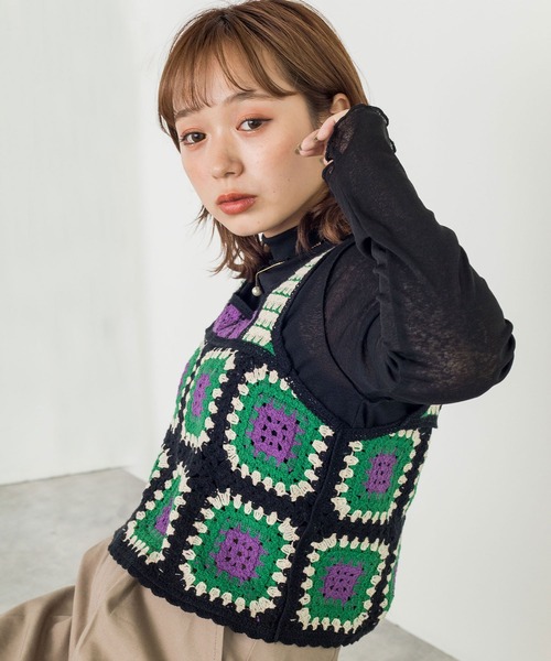 w closet（ダブルクローゼット）の「モチーフベスト+シアータートルプルオーバーSET（ニット/セーター・レディース・ブラック/キナリ/ブラウン・FREE）」の8枚目の写真