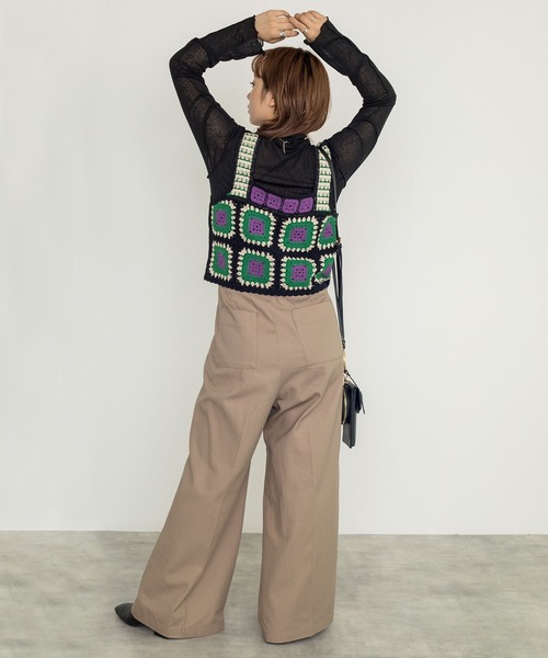 w closet（ダブルクローゼット）の「モチーフベスト+シアータートルプルオーバーSET（ニット/セーター・レディース・ブラック/キナリ/ブラウン・FREE）」の10枚目の写真