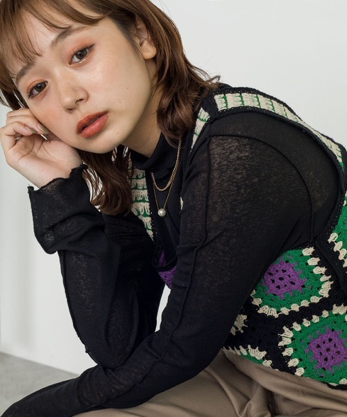 w closet（ダブルクローゼット）の「モチーフベスト+シアータートルプルオーバーSET（ニット/セーター・レディース・ブラック/キナリ/ブラウン・FREE）」の12枚目の写真