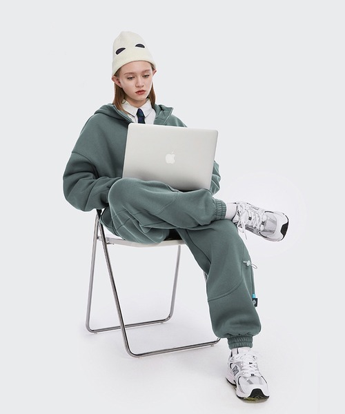 CORPUS TOKYO（コーパス トーキョー）の「Lazy Tokyo 裏起毛スエットパンツ【セットアップ対応】（スウェットパンツ・メンズ・ライトグレー/ブラック/ベージュ/カーキ/ブルーグレー/チャコール・1/2/4/3）」の22枚目の写真