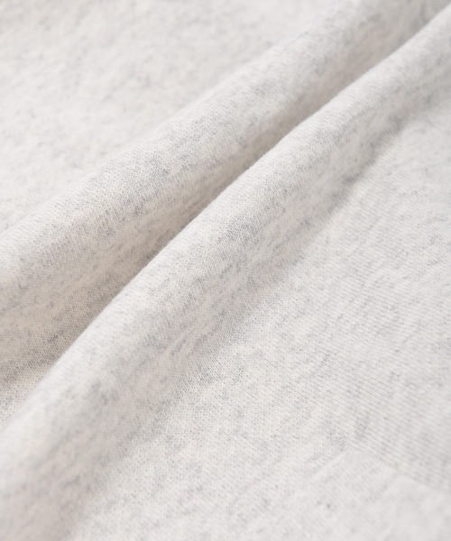 STUSSY(ステューシー)の「STUSSY (ステューシー) AGNESS BOXY CROP HOOD FLEECE プルパーカー(パーカー・レディース・ライトグレー/チャコール・L/S/M)」の7枚目の写真