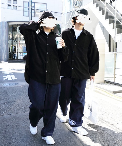 ８(eight)（エイト）の「バルーンコーデュロイシャツ（シャツ/ブラウス・メンズ・ブラック/キナリ/ブルー/ベージュ/ブラウン・X-LARGE/MEDIUM/LARGE）」の10枚目の写真