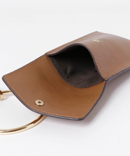 RODE SKO（ロデスコ）の「モノグラムリングマルチケース（ショルダーバッグ・レディース・ブラウン・ONE）」の12枚目の写真