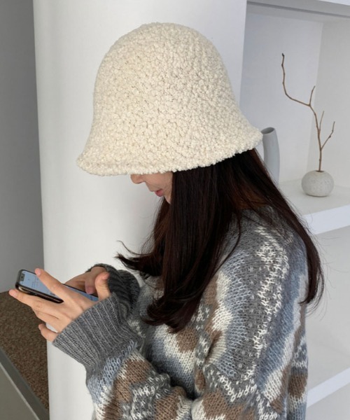 MANGROVE(マングローブ)の「モコモコボアバケットハット(ハット・レディース・ブラック/アイボリー/キャメル/ピンクベージュ/ベージュ・FREE)」の1枚目の写真