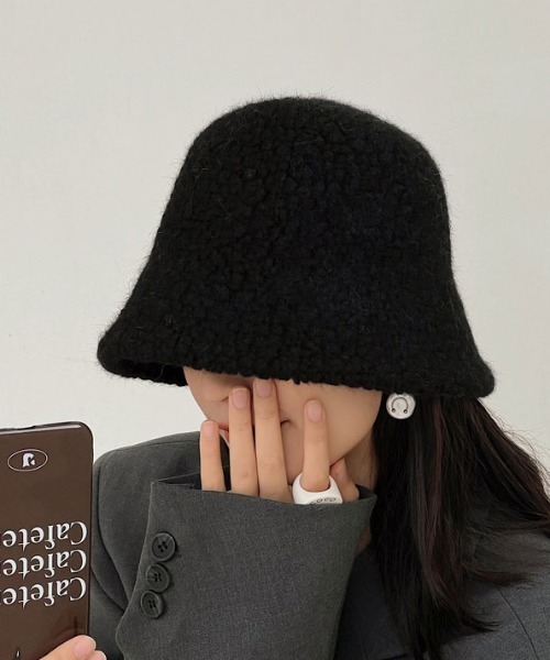 MANGROVE(マングローブ)の「モコモコボアバケットハット(ハット・レディース・ブラック/アイボリー/キャメル/ピンクベージュ/ベージュ・FREE)」の2枚目の写真