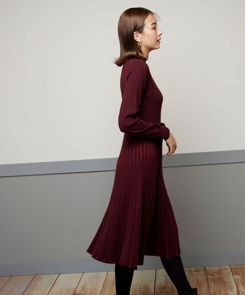 ketty(ケティ)の「チラ見せ配色で華やぎ エレガントニットワンピース ≪手洗い可能≫(ワンピース・レディース・ベージュ系その他/ブラック系その他/ワインレッド/ブルー系その他・M)」の11枚目の写真