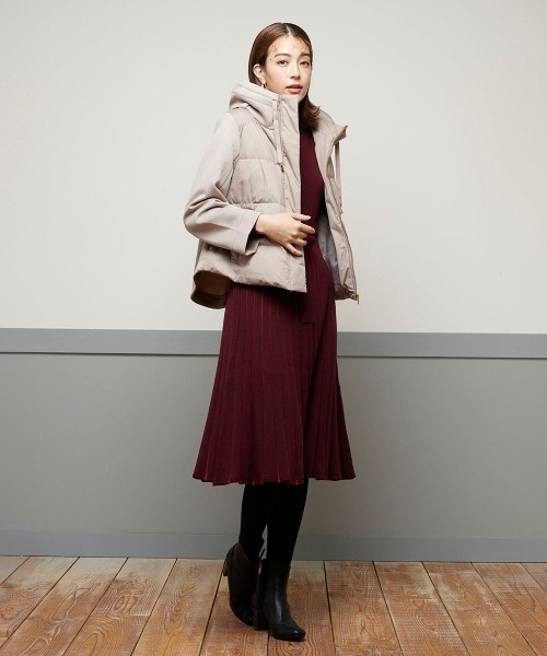 ketty(ケティ)の「チラ見せ配色で華やぎ エレガントニットワンピース ≪手洗い可能≫(ワンピース・レディース・ベージュ系その他/ブラック系その他/ワインレッド/ブルー系その他・M)」の21枚目の写真