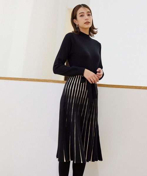 ketty(ケティ)の「チラ見せ配色で華やぎ エレガントニットワンピース ≪手洗い可能≫(ワンピース・レディース・ベージュ系その他/ブラック系その他/ワインレッド/ブルー系その他・M)」の19枚目の写真