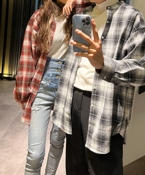 HEYUMM（ヘユム）の「オンブレチェックルーズバンドカラーシャツ（シャツ/ブラウス・レディース・ホワイト系その他/ブルー系その他/レッド系その他・ONE）」の17枚目の写真