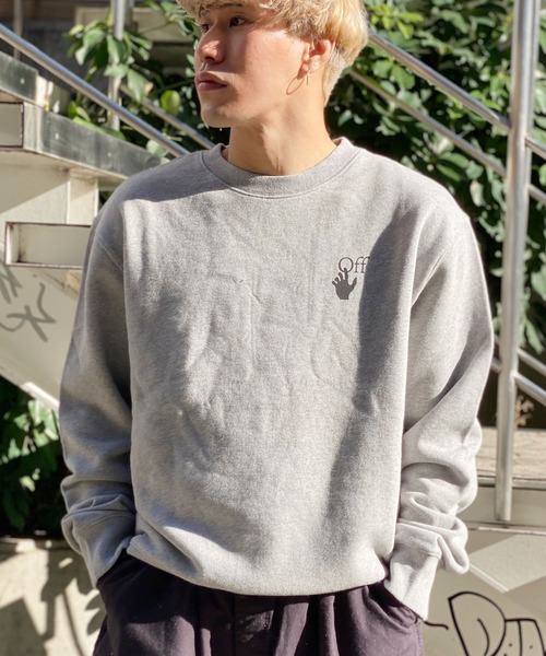 off white（オフホワイト）の「【OFF-WHITE】 オフホワイト メンズ DEGRADE ARROW C/N SWEAT デグラデ アローロゴ クルーネック スウェット ロングスリーブ 長袖 OMBA025F21FLE006（スウェット・メンズ・グレー・L/M/XL）」の4枚目の写真