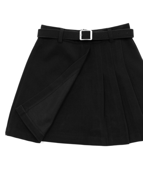 Figments(フィグメンツ)の「アシンメトリープリーツミニスカート(スカート・レディース・ブラック・MEDIUM/SMALL)」の7枚目の写真