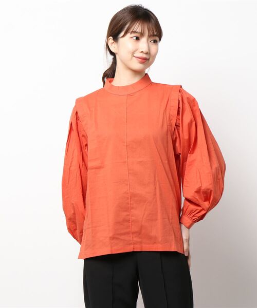 Q（キュー）の「ボリュームスリーブコットンブラウス（シャツ/ブラウス・レディース・オレンジ/アイボリー・MEDIUM）」の5枚目の写真