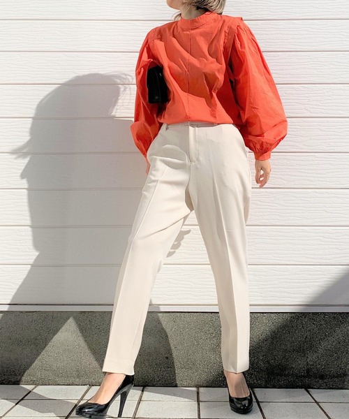 Q（キュー）の「ボリュームスリーブコットンブラウス（シャツ/ブラウス・レディース・オレンジ/アイボリー・MEDIUM）」の7枚目の写真