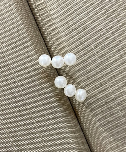 Futier land(フューティアランド)の「3パールチビピアス(ピアス(両耳用)・レディース・ゴールド・FREE)」の5枚目の写真
