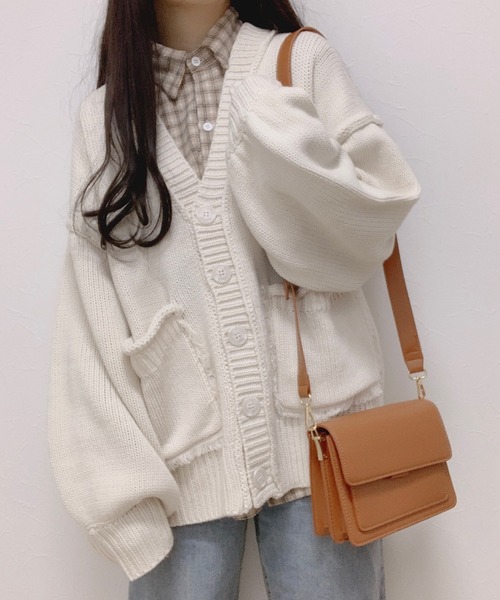 Cham.（チャム）の「スクエアショルダーバッグ（ショルダーバッグ・レディース・キャメル/ブラウン/ブラック・F）」の2枚目の写真