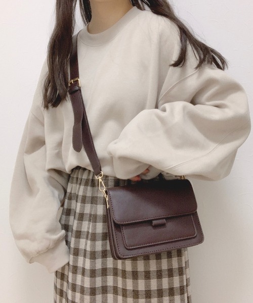 Cham.（チャム）の「スクエアショルダーバッグ（ショルダーバッグ・レディース・キャメル/ブラウン/ブラック・F）」の3枚目の写真