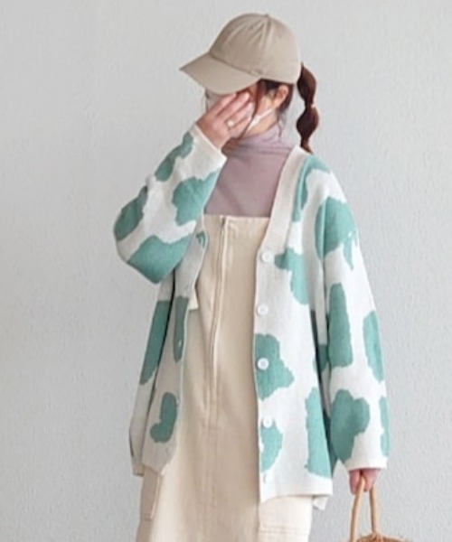 L.H.P(エルエイチピー)の「courage/クラージュ/総柄オーバーサイズシルエットニットカーディガン(カーディガン/ボレロ・レディース・グリーン/ブラック/パープル・FREE)」の2枚目の写真
