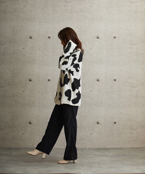 L.H.P(エルエイチピー)の「courage/クラージュ/総柄オーバーサイズシルエットニットカーディガン(カーディガン/ボレロ・レディース・グリーン/ブラック/パープル・FREE)」の21枚目の写真