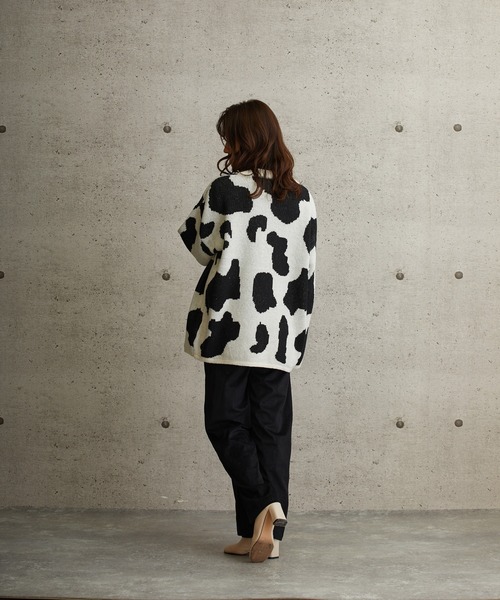 L.H.P(エルエイチピー)の「courage/クラージュ/総柄オーバーサイズシルエットニットカーディガン(カーディガン/ボレロ・レディース・グリーン/ブラック/パープル・FREE)」の22枚目の写真