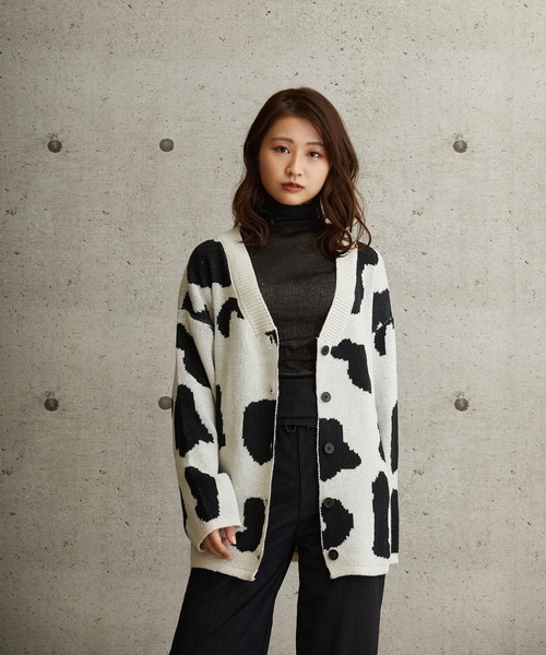 L.H.P(エルエイチピー)の「courage/クラージュ/総柄オーバーサイズシルエットニットカーディガン(カーディガン/ボレロ・レディース・グリーン/ブラック/パープル・FREE)」の15枚目の写真