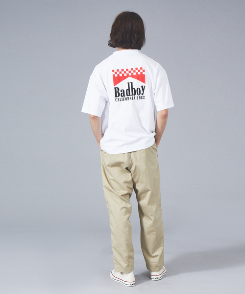 BAD BOY(バッドボーイ)の「【BADBOY / バッドボーイ】 パロディ ロゴ Tシャツ(Tシャツ/カットソー・メンズ・ホワイト/ライトブルー/ブラック・M/L)」の8枚目の写真