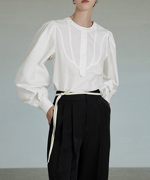 UNSPOKEN（アンスポクン）の「【UNSPOKEN】Band collar volume sleeve shirt UC22S024（シャツ/ブラウス・レディース・ホワイト・S/M）」の3枚目の写真