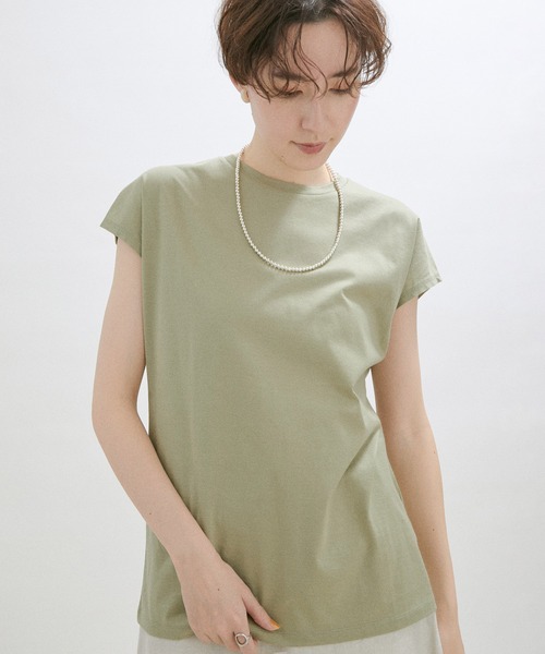 SALON adam et rope'（サロン アダム エ ロペ）の「【イージーケア・UVカット】Prima ZymフレンチスリーブクルーネックTシャツ（Tシャツ/カットソー・レディース・ホワイト/ブラック/カーキ/サックスブルー・FREE）」の3枚目の写真