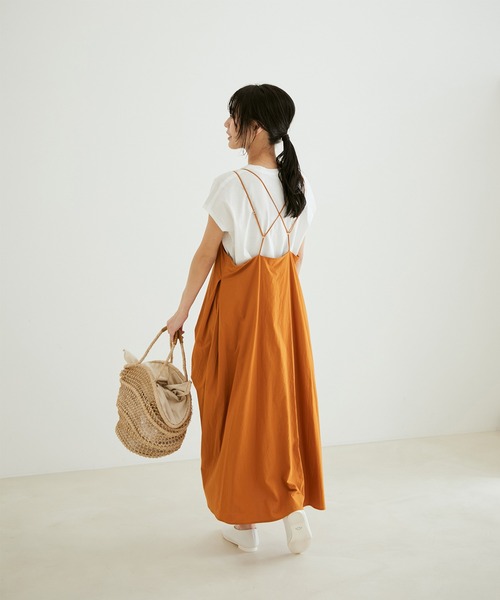 SALON adam et rope'（サロン アダム エ ロペ）の「【イージーケア・UVカット】Prima ZymフレンチスリーブクルーネックTシャツ（Tシャツ/カットソー・レディース・ホワイト/ブラック/カーキ/サックスブルー・FREE）」の8枚目の写真