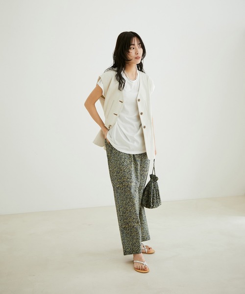 SALON adam et rope'（サロン アダム エ ロペ）の「【イージーケア・UVカット】Prima ZymフレンチスリーブクルーネックTシャツ（Tシャツ/カットソー・レディース・ホワイト/ブラック/カーキ/サックスブルー・FREE）」の19枚目の写真