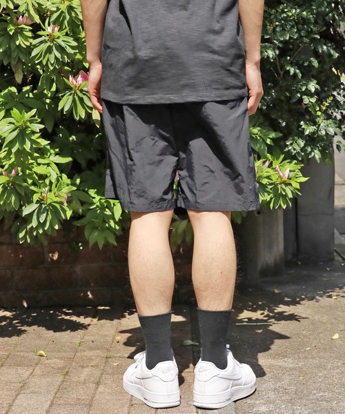 Gramicci（グラミチ）の「GRAMICCI /グラミチ NYLON PACK G-SHORT ナイロンショーツ ハーフパンツ 半ズボン（水着・メンズ・ブラック/オリーブ/ダークネイビー/ダークブルー/ブラック系その他/ライトグレー/グリーン・S/L/M/2XL/XL）」の9枚目の写真