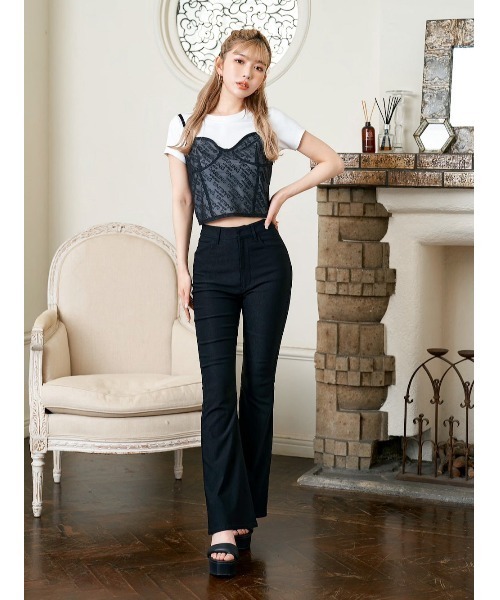 Darich（ダーリッチ）の「ウルトラストレッチフレアパンツ（その他