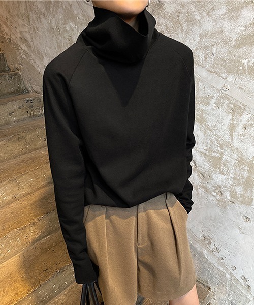ストリート オーバーシルエット ハイネック トップス chuclla(チュクラ)の「立体シルエット ルーズハイネック プル