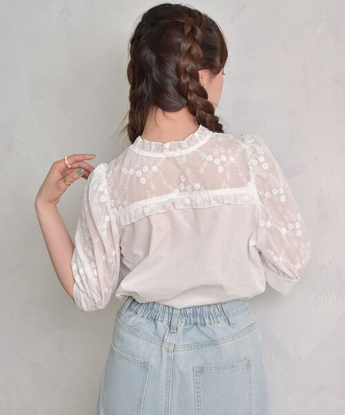 ems excite（エムズエキサイト）の「２way花柄BL（シャツ/ブラウス・レディース・ブルー/ブラック/ホワイト・FREE）」の10枚目の写真