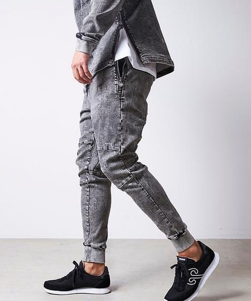 BALR.（ボーラー）の「BALR./ボーラー/Q-SERIES SLIM CLASSIC SWEATPANTS/スウェットパンツ/ 日本限定/正規商品（スウェットパンツ・メンズ・ブルー/グレー・S/M/L/XS）」の5枚目の写真