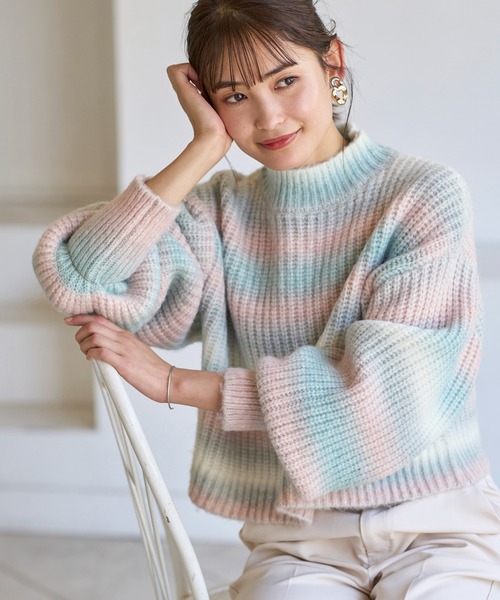 BELLUNA PLUS(ベルーナ)の「ボトルネックグラデーションニット(ニット/セーター・レディース・ミント/オレンジ系その他・MEDIUM)」の8枚目の写真